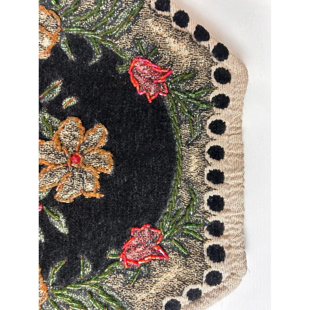 Vintage Hexagonal Velvet Floral Beaded Table Dresser Runner Tassel Accent